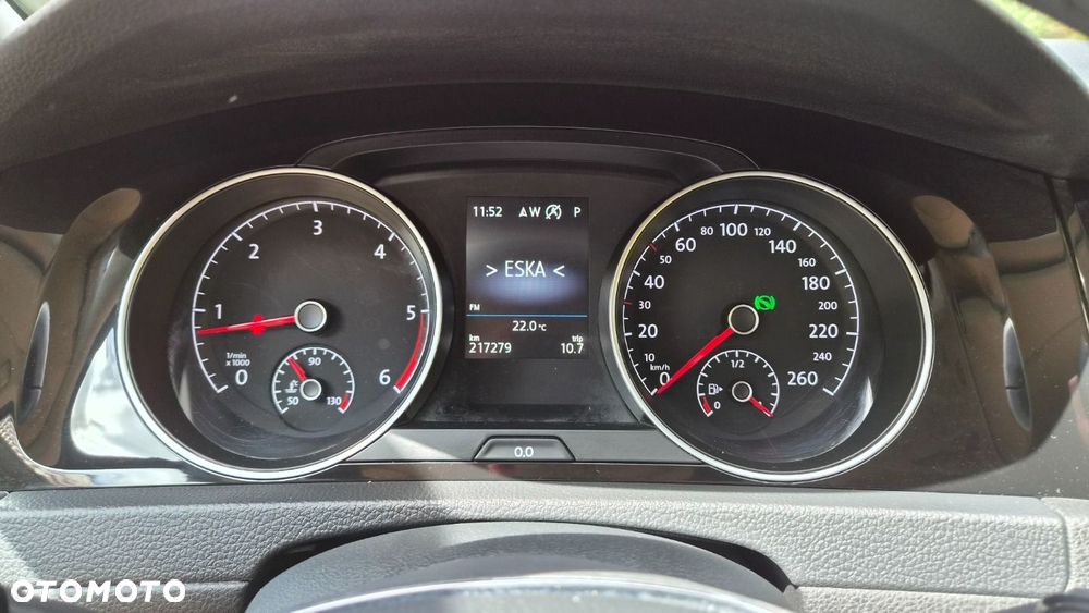 Volkswagen Golf Variant 2.0 TDI SCR DSG Highline - 27