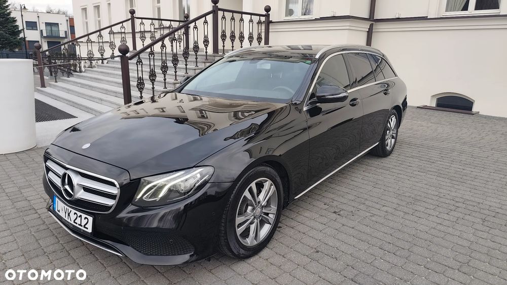 Mercedes-Benz Klasa E 220 d Business Edition 9G-TRONIC - 3