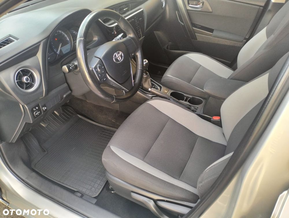 Toyota Auris 1.33 VVT-i Active - 8