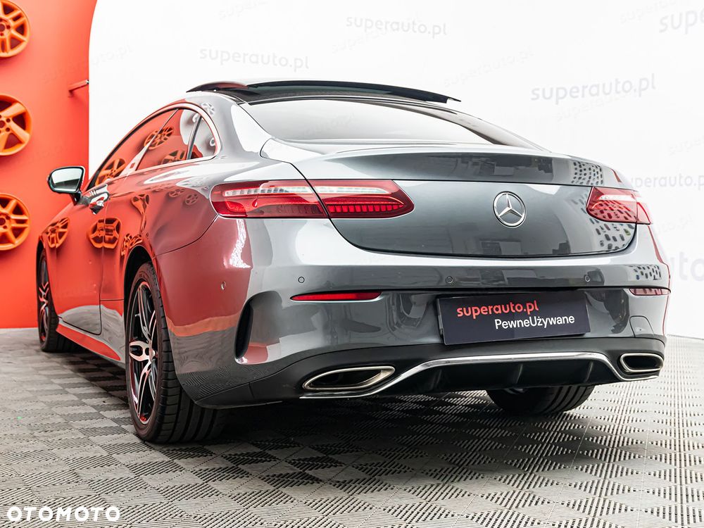 Mercedes-Benz Klasa E - 27