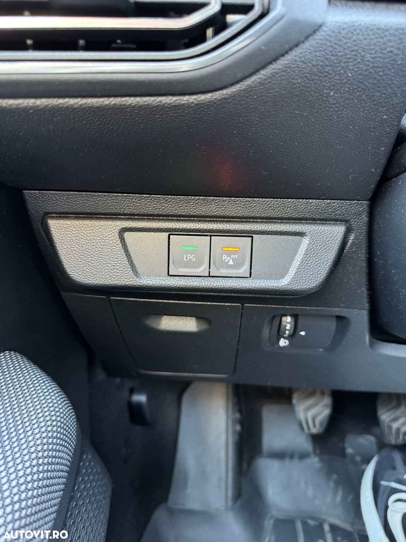 Dacia Logan ECO-G 100 MT6 Comfort - 16