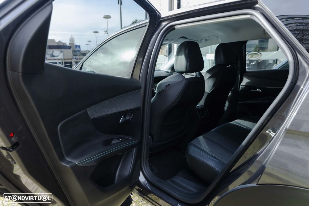 Peugeot 3008 1.2 PureTech Allure EAT8 - 15