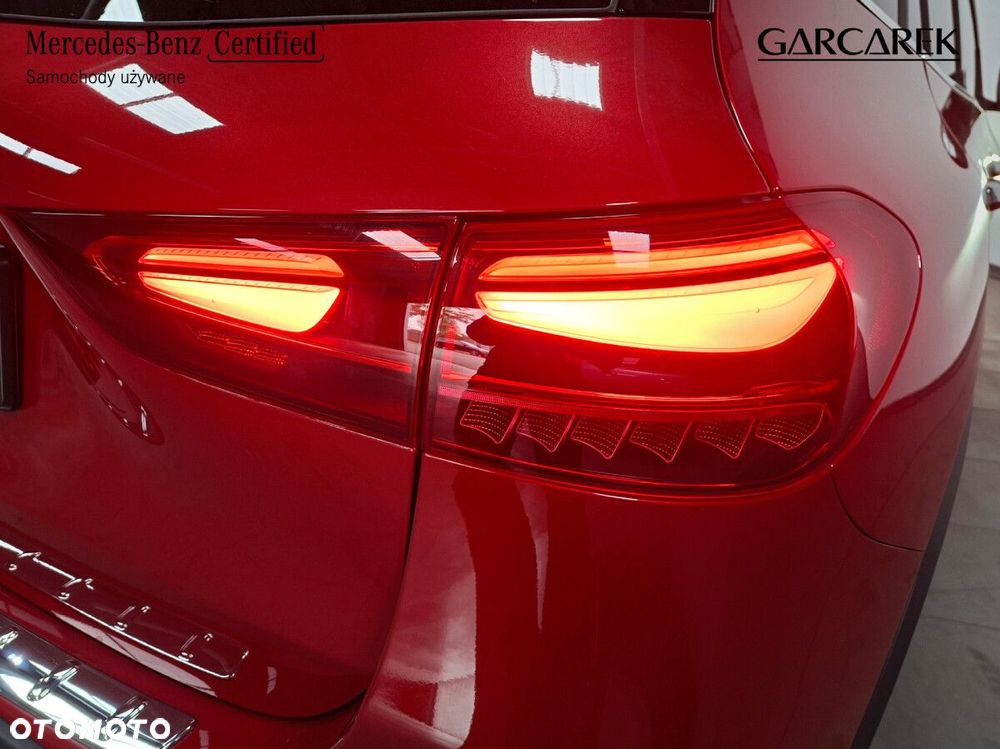 Mercedes-Benz GLA - 14