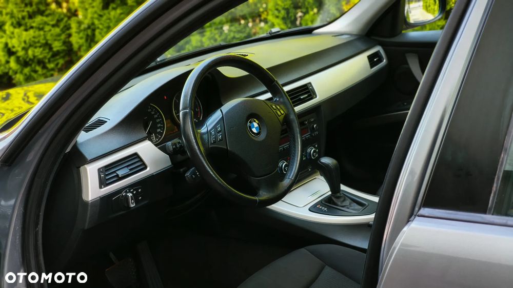 BMW Seria 3 320d DPF - 14