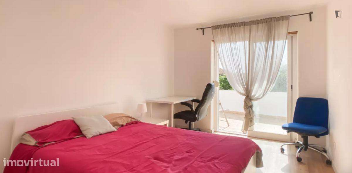 Quarto - localizado em Lisbon - Grande imagem: 2/10