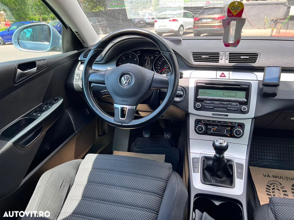 Volkswagen Passat 2.0 Blue TDI SCR Highline - 14