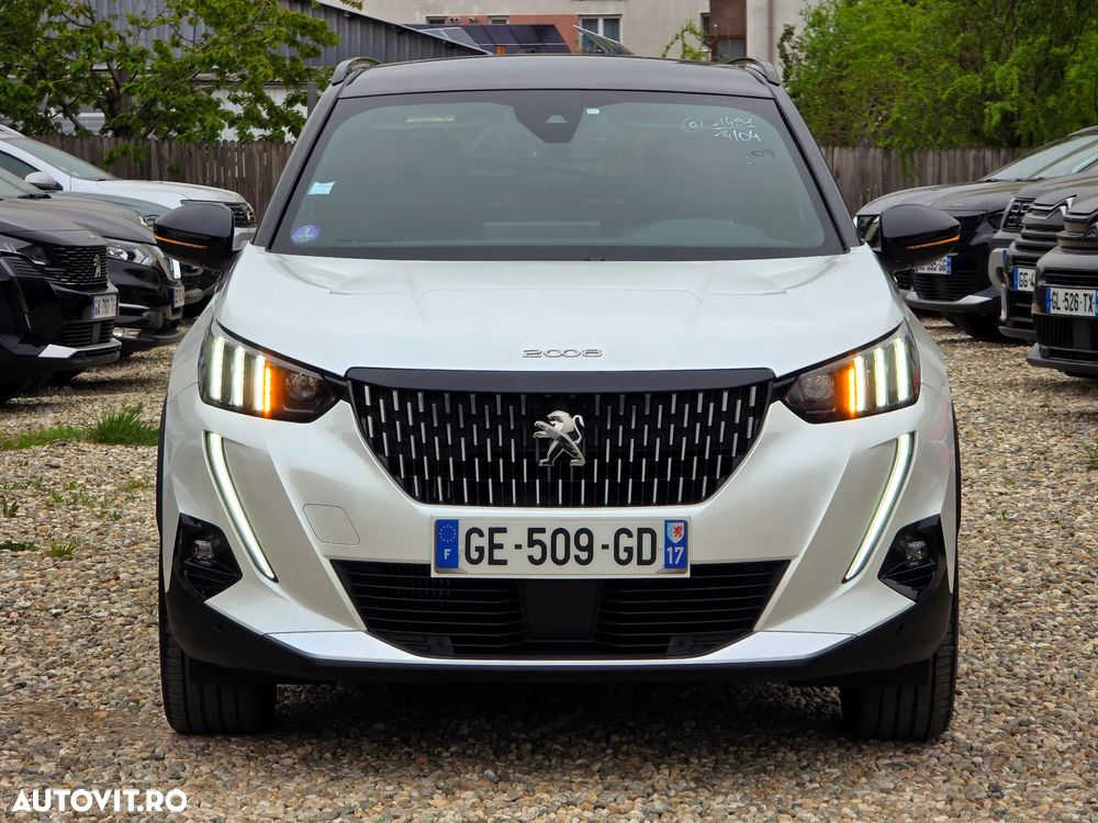 Peugeot 2008 PureTech 155 EAT8 GT - 2