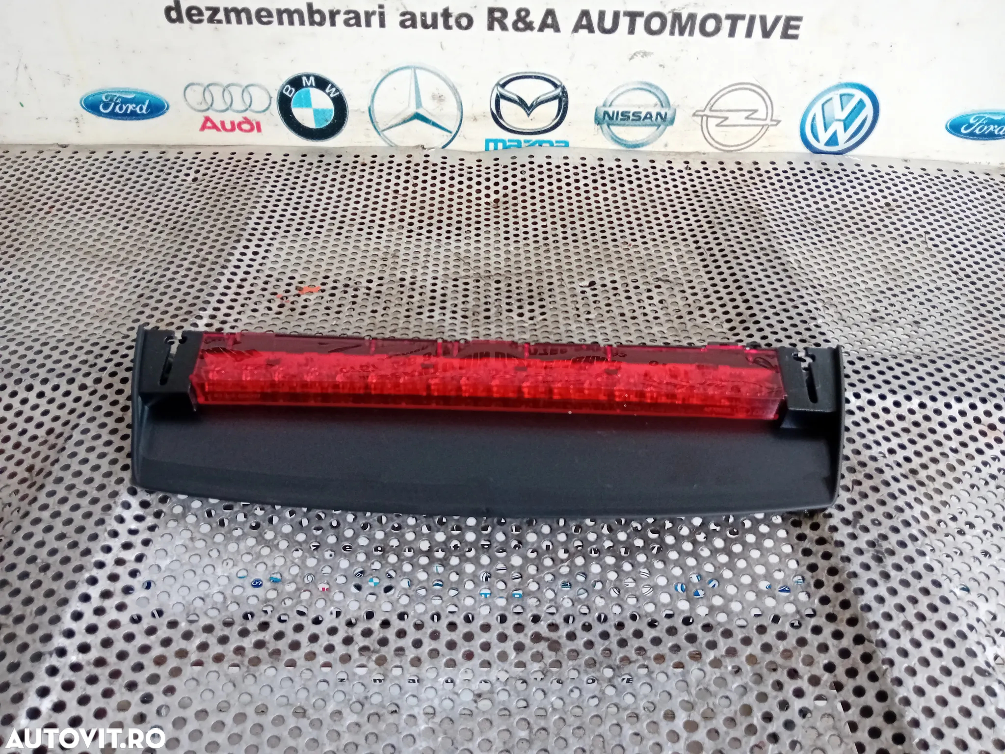 Stop Suplimentar Frana Audi A6 C7 2012-2018 Berlina Cod 4G5945097 - 2