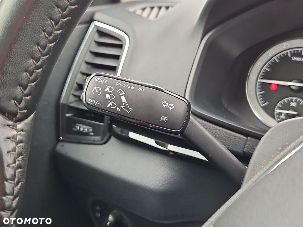 Skoda Karoq 2.0 TDI SCR 4x2 Style - 13