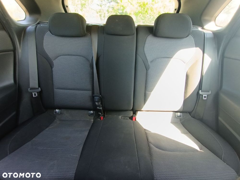 Hyundai i30 1.4 Classic + - 10