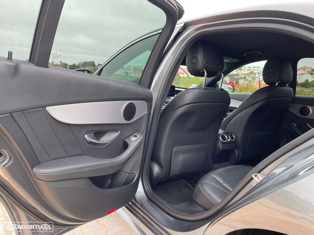 Mercedes-Benz C 300 e T 9G-TRONIC AMG Line - 8