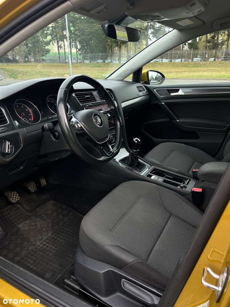 Volkswagen Golf 1.4 TSI BMT Comfortline - 11