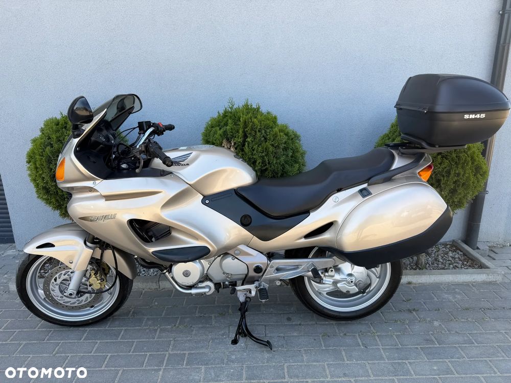 Honda NTV - 40