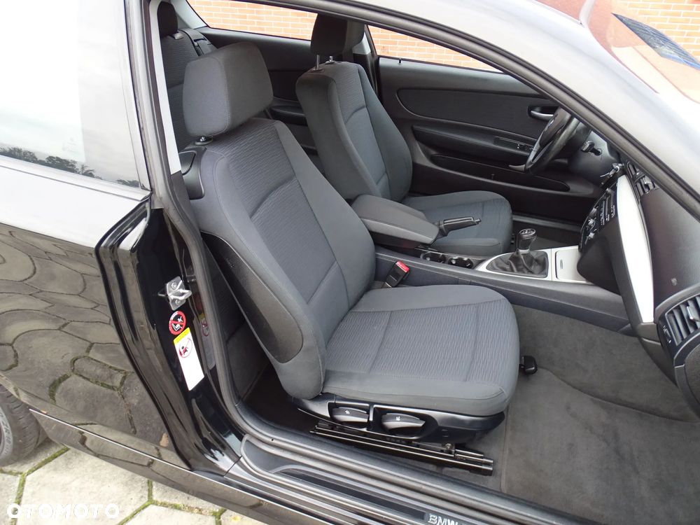 BMW Seria 1 - 22