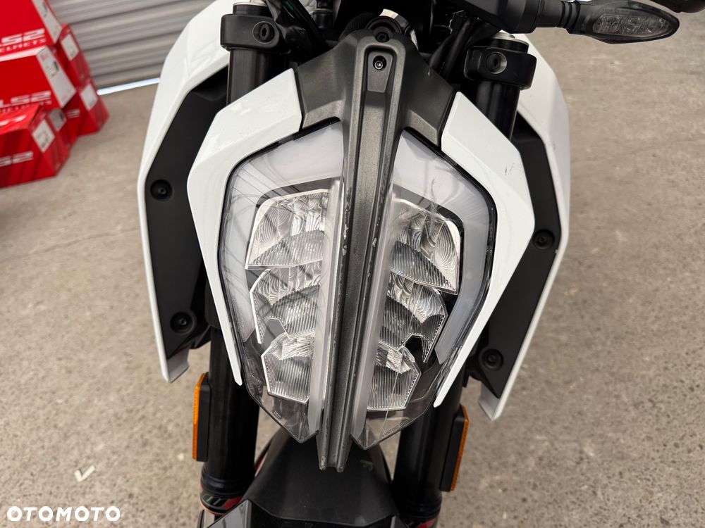 KTM Duke - 11