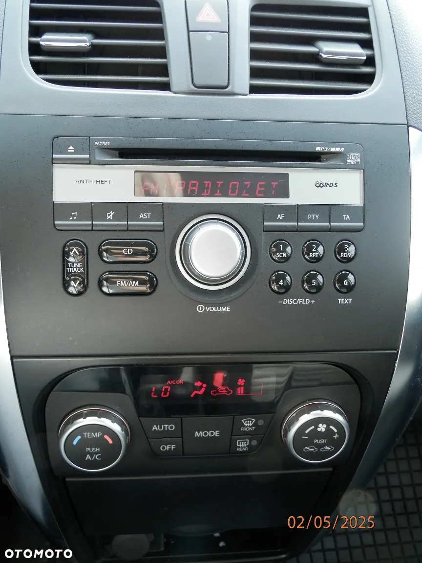 Suzuki SX4 1.6 Premium - 6