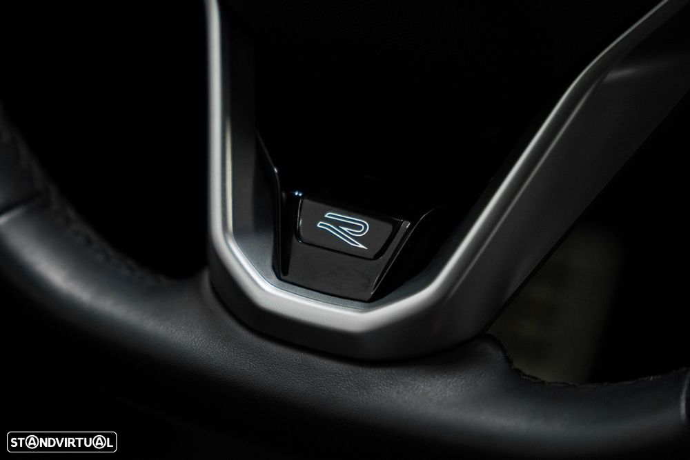 VW T-Roc 1.5 TSI R-Line DSG - 24