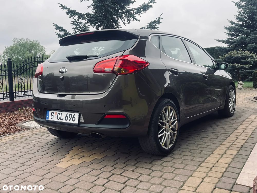 Kia Ceed - 5