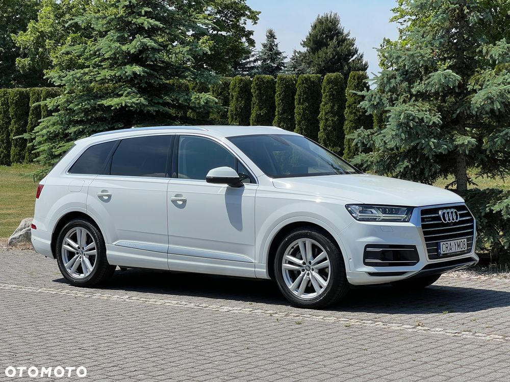 Audi Q7 - 10