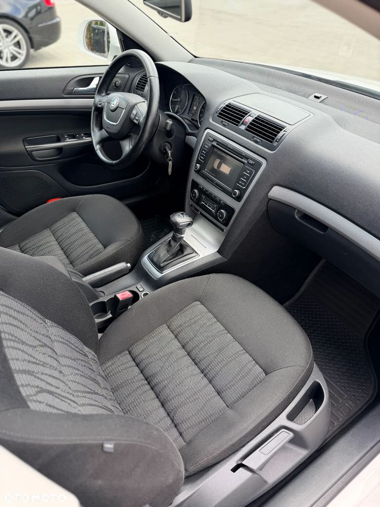 Skoda Octavia 1.8 TSI Elegance DSG - 3