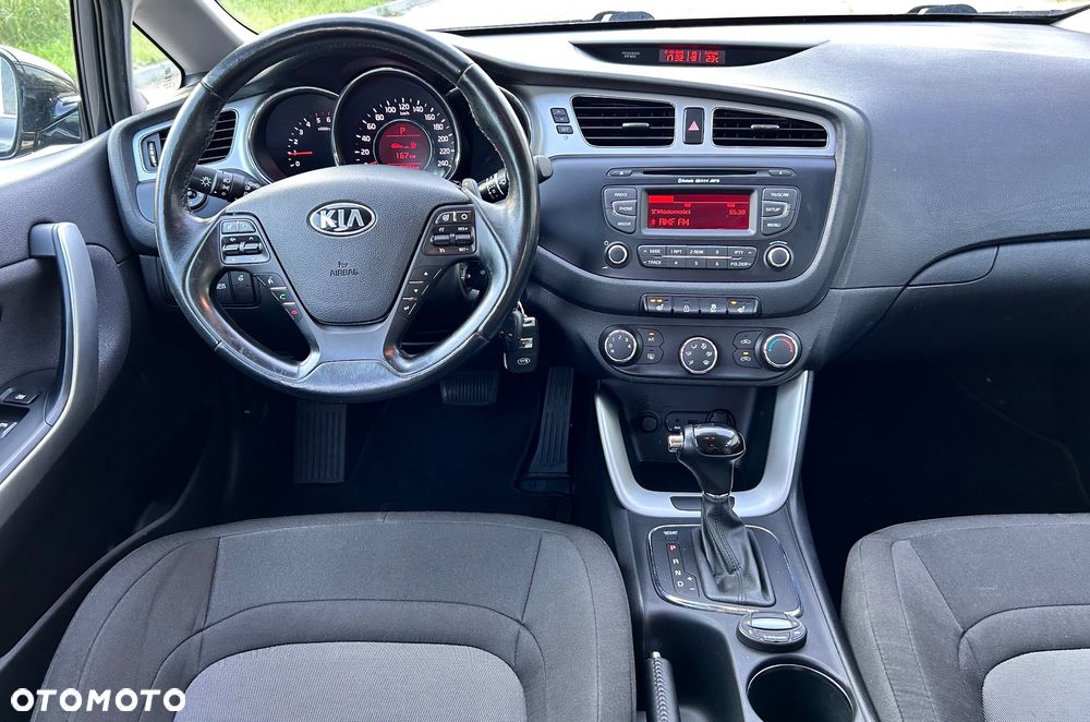 Kia Ceed 1.6 CRDi 128 Spirit - 13