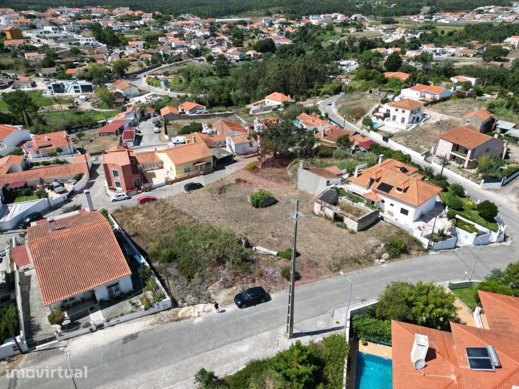 Terreno com ruina situado no Nadadouro - Grande imagem: 3/12
