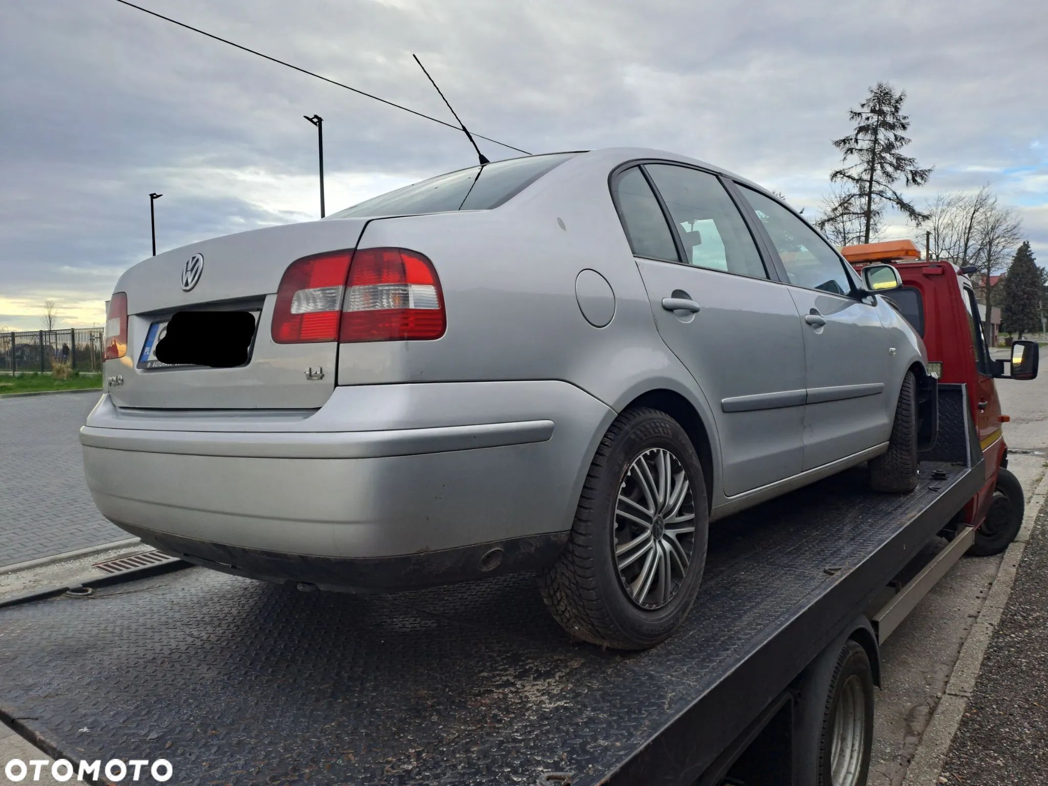 Volkswagen Polo 9n sedan 1.4 16V automat kod skrzyni GJG kod lakieru LA7W cały na części - 1