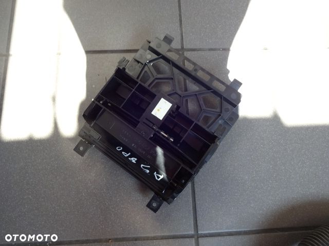 Popielniczka Audi A3 8P0 857 951 - 3