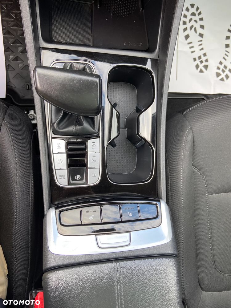 Hyundai Tucson 1.6 CRDi 48V-Hybrid 4WD DCT Prime - 24