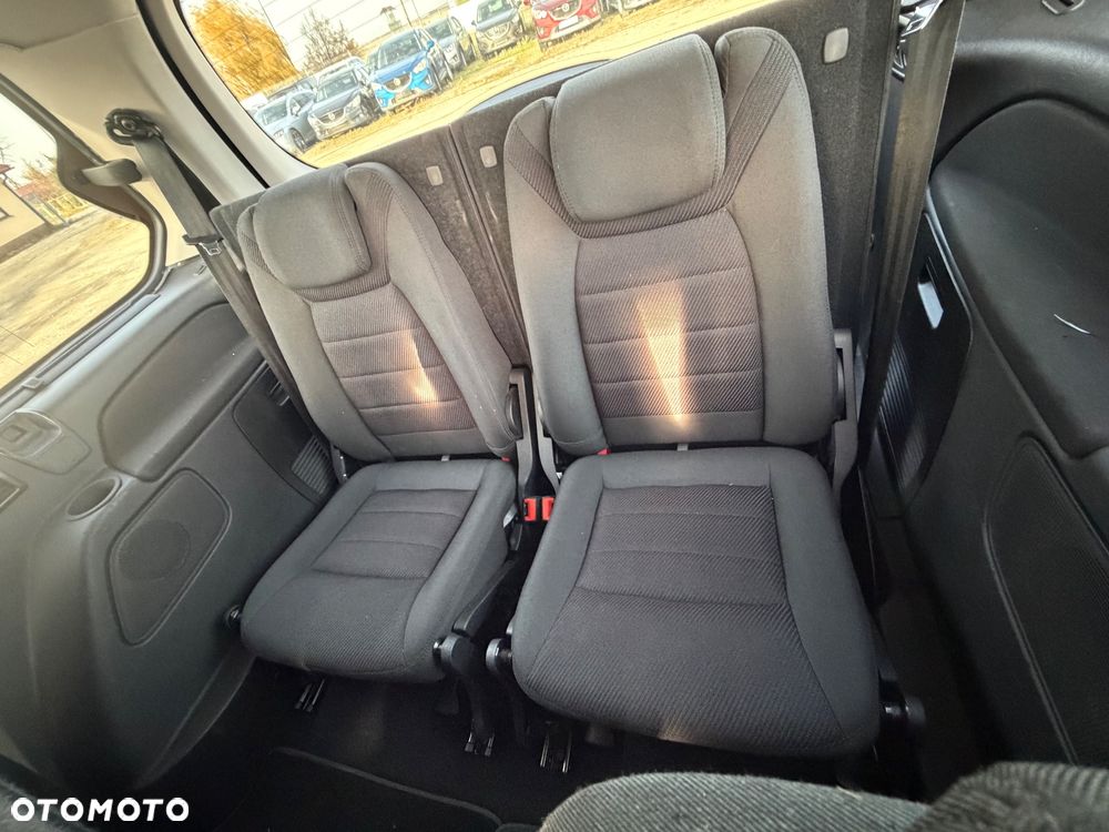 Ford Galaxy 2.0 TDCi Titanium - 27