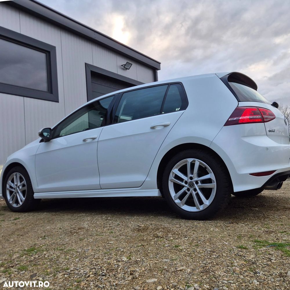 Volkswagen Golf - 12