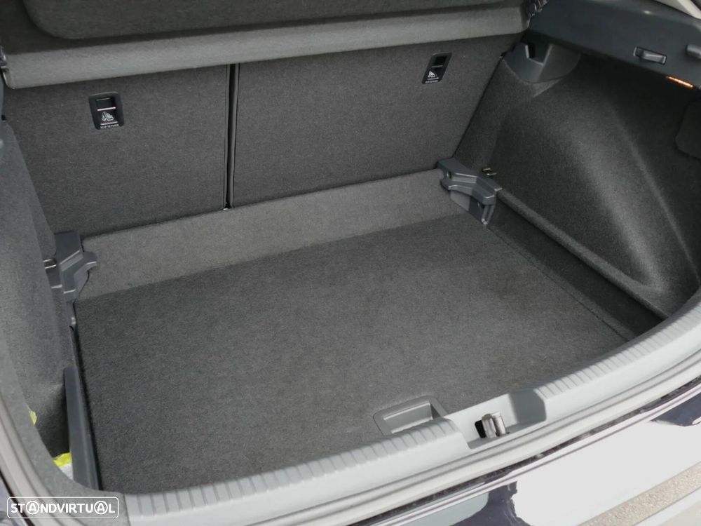 VW Taigo 1.0 TSI Urban - 11