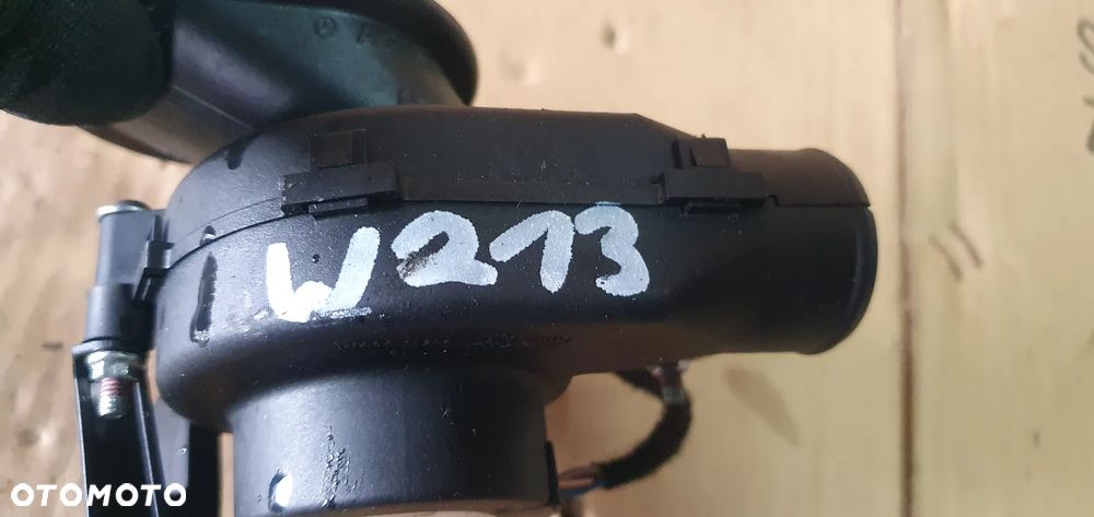 Wentylator silnik dmuchawy nawiewu Mercedes E-Klasa W213 A2139062700 - 8
