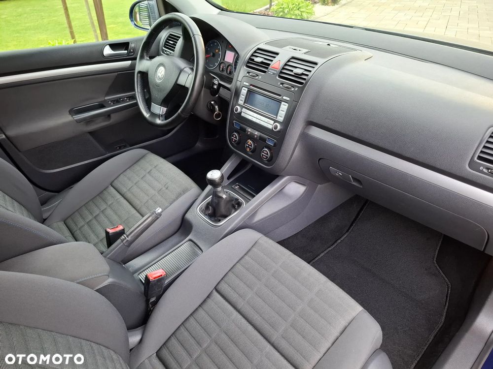 Volkswagen Golf 1.6 Tour Edition - 39