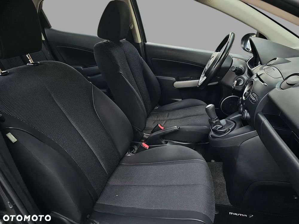 Mazda 2 - 14