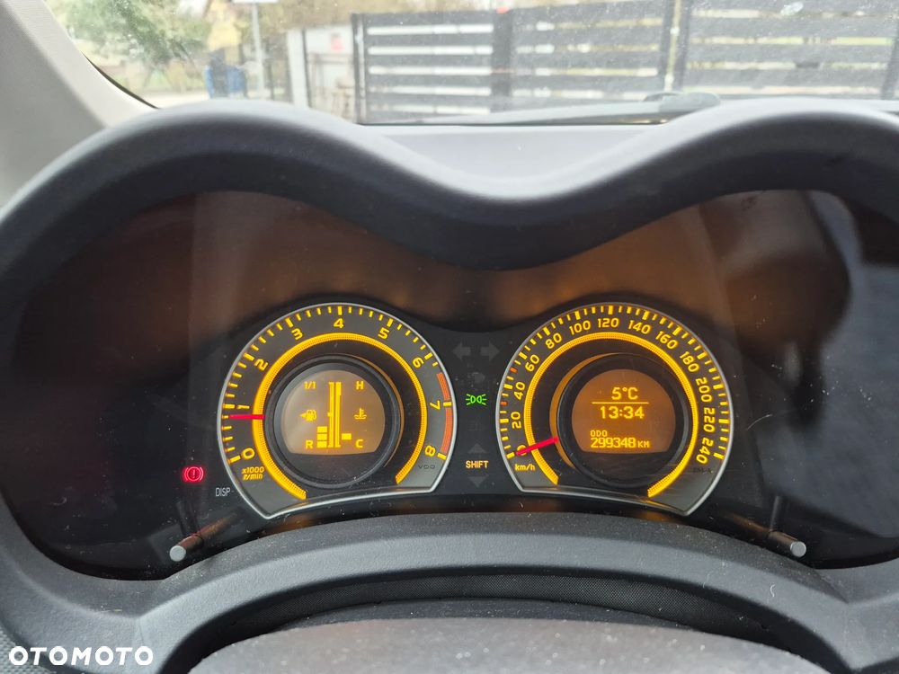 Toyota Auris 1.33 VVT-i Terra - 11