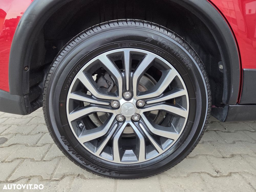 Mitsubishi Outlander - 19