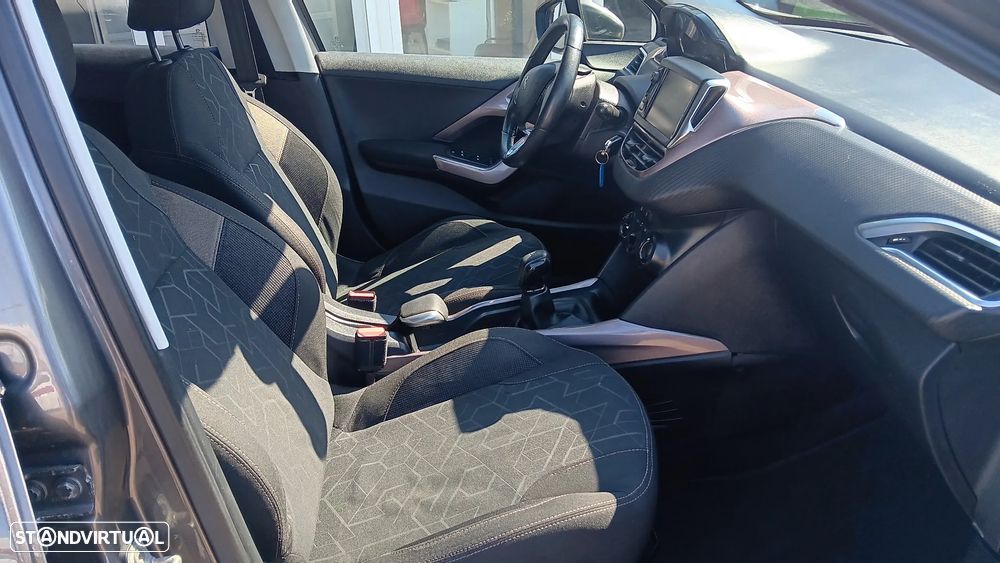 Peugeot 2008 1.4 HDi Active - 24
