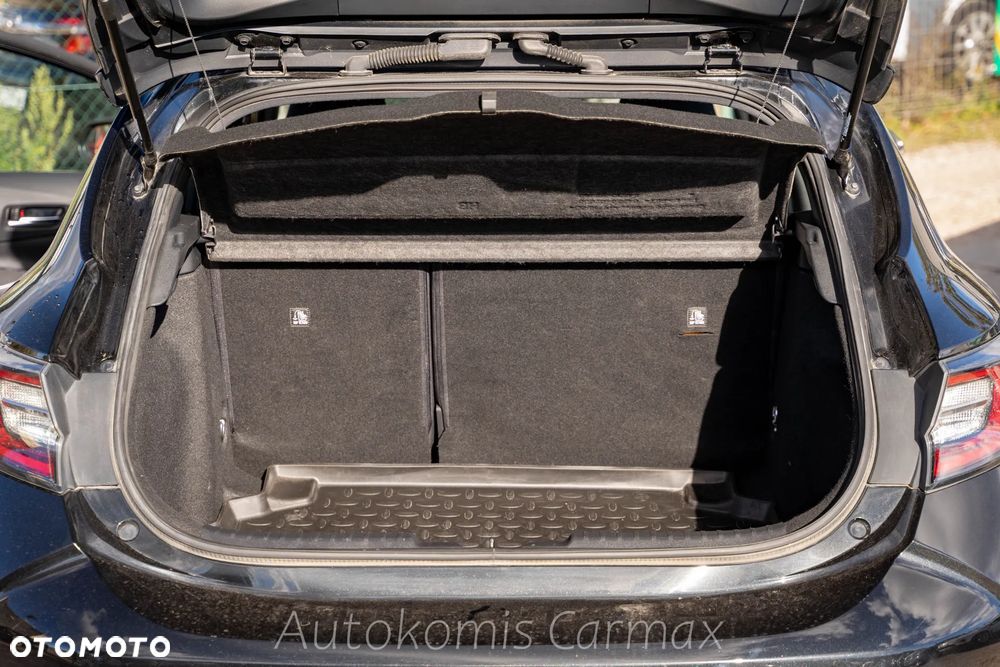Toyota Corolla 1.8 Hybrid Comfort - 24