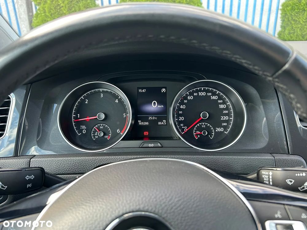 Volkswagen Golf 1.6 TDI BMT Comfortline - 32