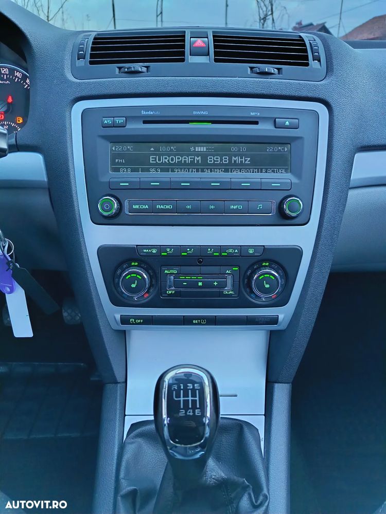 Skoda Octavia 1.4 TSI IMPULS EDITION - 8