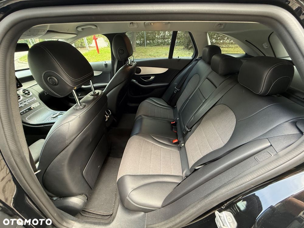 Mercedes-Benz Klasa C 220 d 9G-TRONIC Exclusive - 11