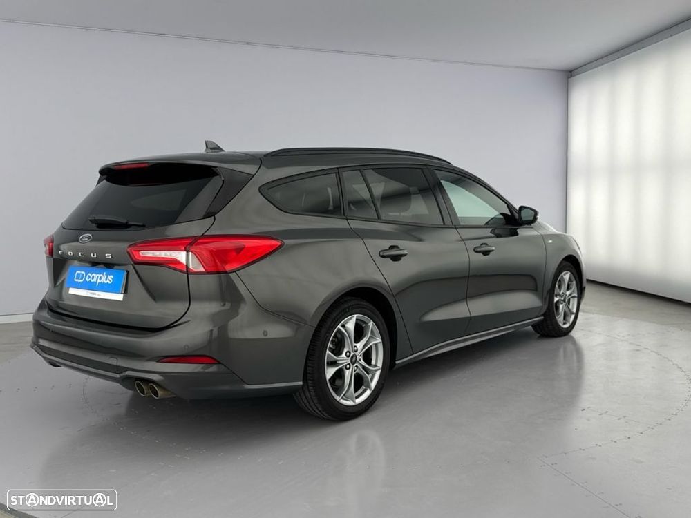 Ford Focus - 24