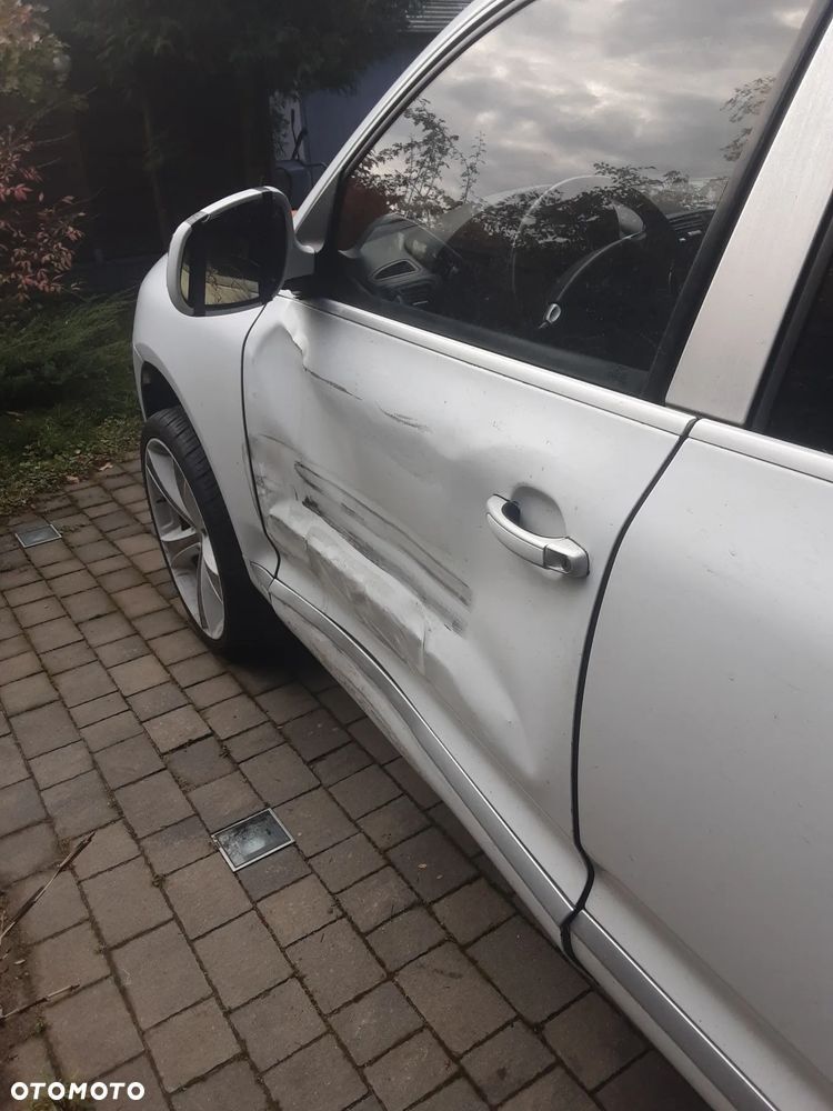 Porsche Cayenne Turbo - 3