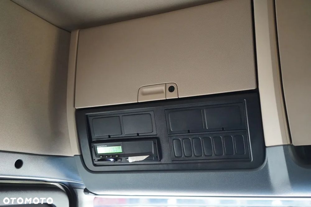 Scania R 450 / RETARDER / PEŁNY ADR /  CROWN EDITION STREAMLINE / KLIMA POSTOJOWA / ALUFELGI - 31