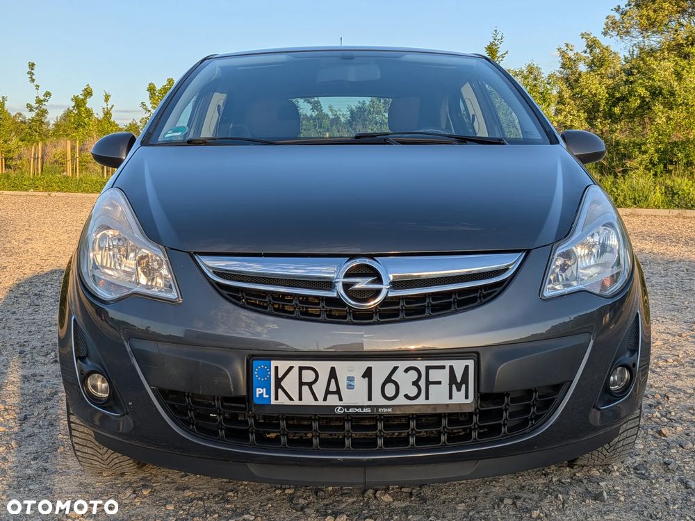 Opel Corsa 1.4 16V Enjoy - 9