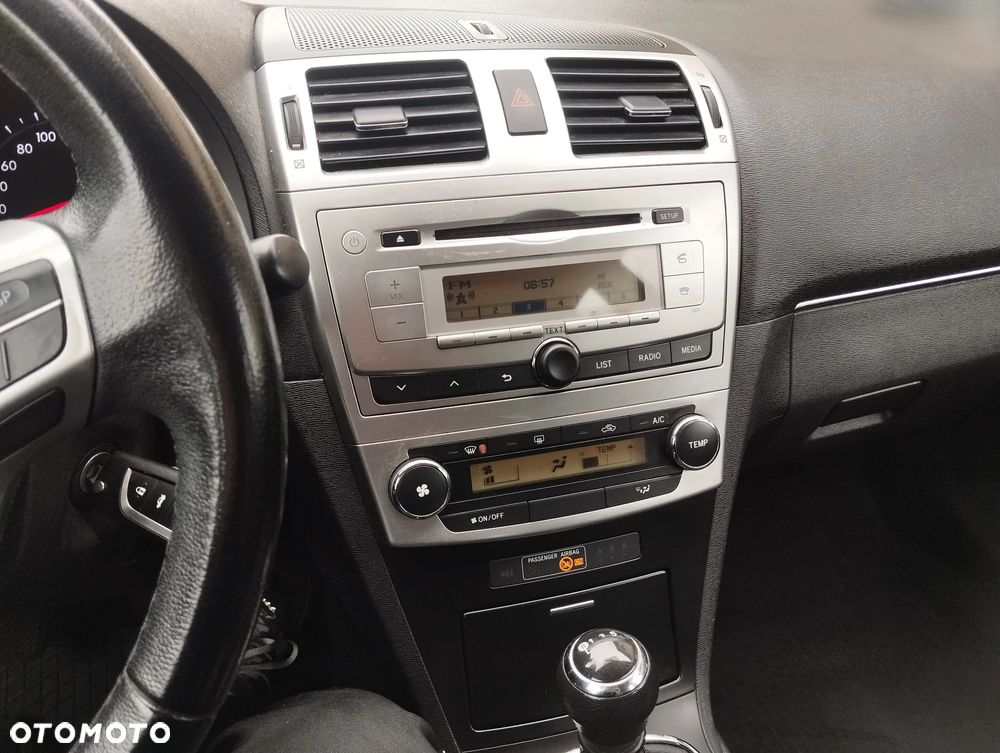 Toyota Avensis 2.0 D-4D Active - 7