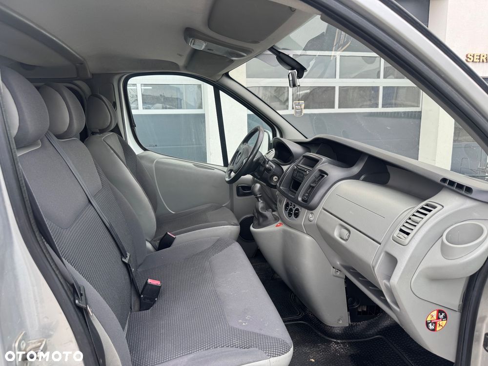 Opel Vivaro - 12