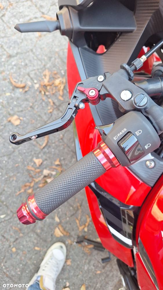 Honda CBR - 6