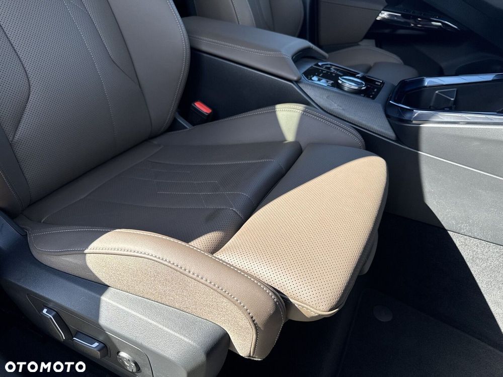 BMW X3 xDrive20d mHEV - 28